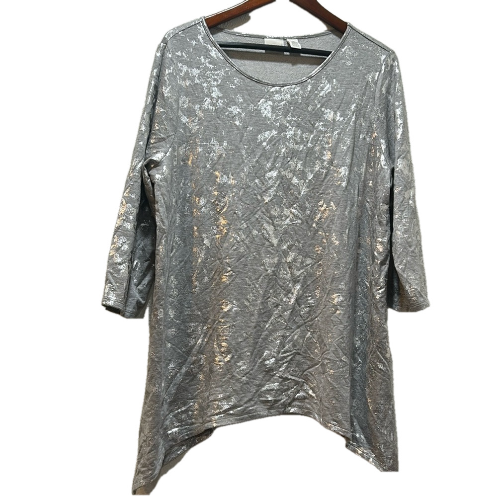 Zenergy by Chicos women’s silver/gray blouse / top size 2 GUC